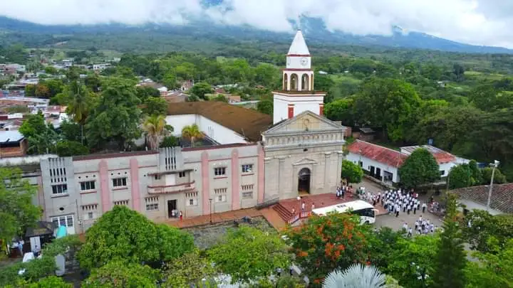 Parroquia Nuestra Señora Del Rosario